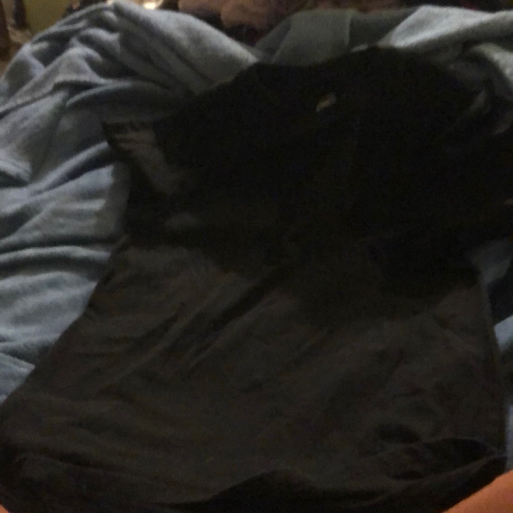 Color is black